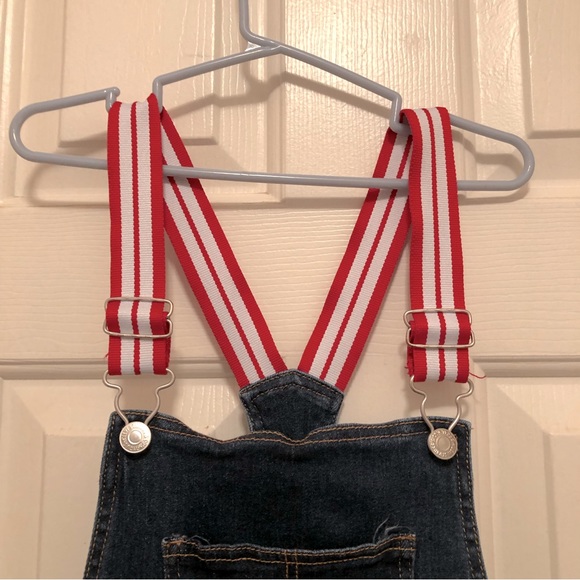 🌻Girls’ size 14 Levi’s stretch denim bib overalls w/red & white straps - Picture 2 of 10